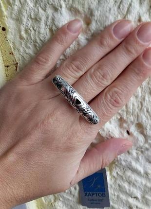 Серебряное кольцо  необычной формы  без вставок3 фото
