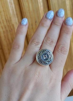 Серебряное кольцо с топазом3 фото