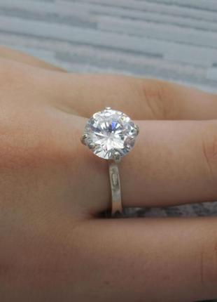 Серебряное кольцо с крупным круглым камнем "круглая классика"