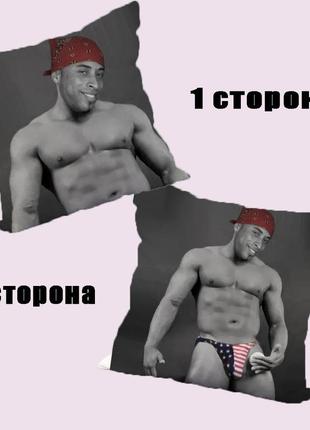 Подушка танцор рикардо милос двухсторонняя со съемной наволочкой 40*40см (p0091)