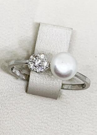 Каблучка срібна з перлами і кубічним цирконієм 17 1,21 г