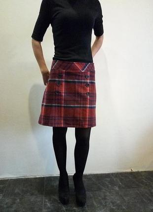 Красная бордовая теплая шерстяная юбка в клетку клеточку с пуговицами