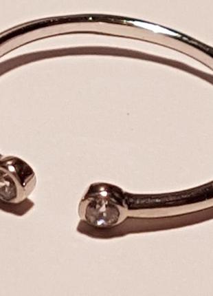 Серебряное кольцо с фианитами. артикул 901-00935 13,53 фото