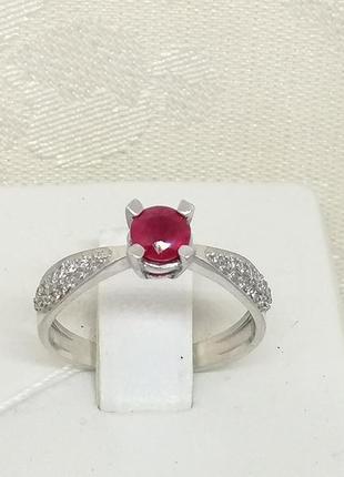 Срібне кільце анні з рубіном. артикул 1685/9р-17,5 rub