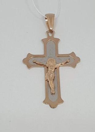 Золотой крестик. распятие христа. артикул 710021