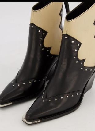 Черевики, козаки, bronx

black & cream leather boots