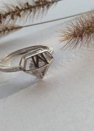 Срібний перстень у вигляді діаманту з великим каменем4 фото
