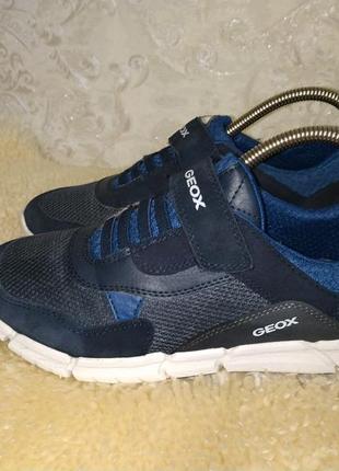 Geox кросівки замша-текстиль 39 р по устілці 25.5 см в хорошому стані