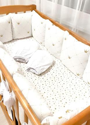 Комплект постели в детскую кроватку с бортиками подушками1 фото