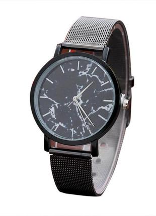 Часы женские металические черные мрамор