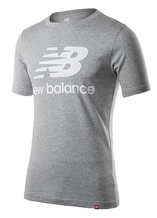 Футболка new balance ess stacked logo