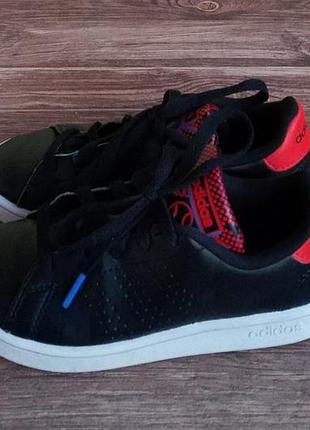 Кроссовки adidas advantage. размер 30.