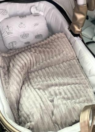 Комплект постельного детского белья в коляску простынка, подушка, одеяло плюш