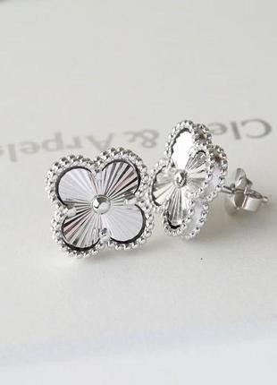 Сережки van cleef ван кліф гвоздики білий метал топ