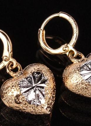 Серьги подвески сердечки из мед сплава xuping, женские сережки кольца конго в виде сердца под золото топ1 фото
