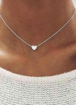 Кулон подвеска изысканное сердце сердечко маленькое серебренный цвет ожерелье