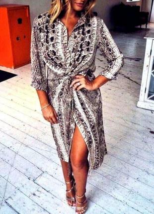 Женское базовое осеннее платье сарафан в змеиный принт in the style