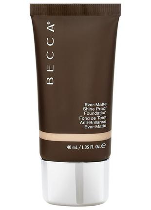 Сияющая-матовая тональная основа becca ever matte shine proof foundation 40 ml1 фото