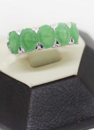 Кольцо серебряное с изумрудом 4,14 г