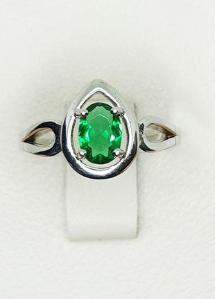 Кольцо серебряное с зеленым агатом 17,5 2,75 г