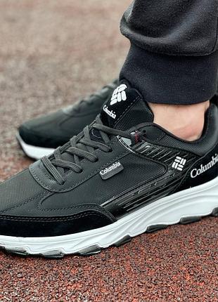 Чорні чоловічі кросівки columbia