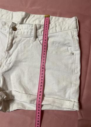 Білі джинсові котонові шорти з підворотом6 фото