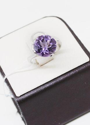 Кольцо серебряное с аметистом 5,5 г