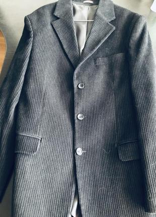 Стильный черный мужской вельветовый пиджак1 фото