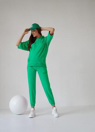 Тонкий спортивный костюм для беременных и кормящих зеленый1 фото