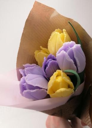 Букет з мильних квітів тюльпани квіткова композиція з мила ручної роботи мильний букет6 фото
