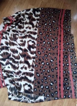 Розкішний шарф в леопардовий принт