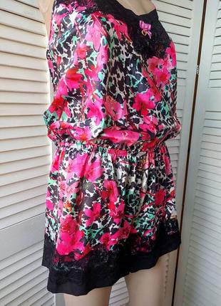 Пеньюар комбинезон ночнушка шорты атласная доманяя одежда  в цветочный принт5 фото