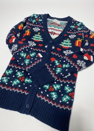 В’язаний новорічний кардиган