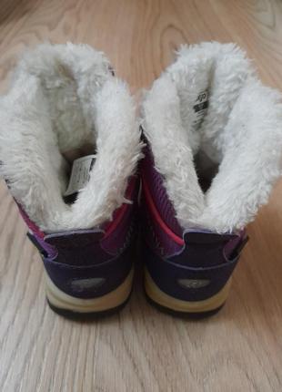 Зимові ботінки(зимние ботинки)для дівчинки фірми bejo, розмір 236 фото