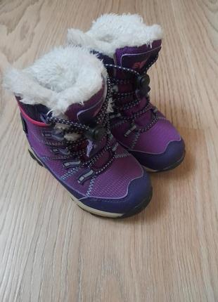 Зимові ботінки(зимние ботинки)для дівчинки фірми bejo, розмір 232 фото