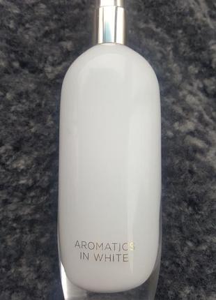 Clinique aromatics in white