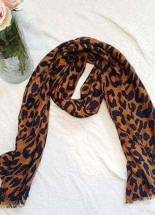Леопардовий шарф