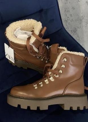 Кожаные ботинки на шнуровке утеплённые с мехом zara оригинал8 фото