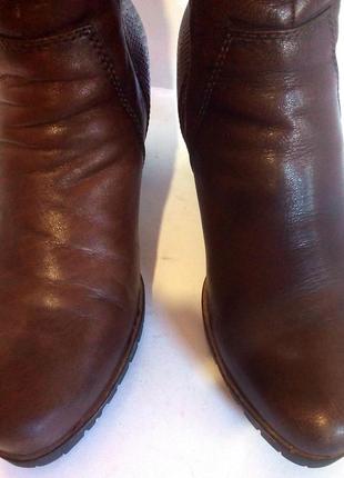Стильные кожаные демисезонные ботинки от бренда tamaris, р.38-38,5 код b39406 фото