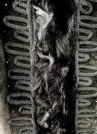 Женское пальто сюртук из натуральной замши в винтажном стиле4 фото