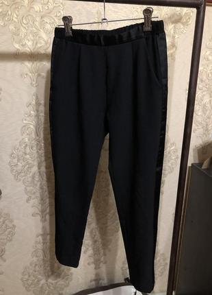 Штани брюки