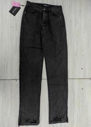 Класні подовжені джинси pretty little thing