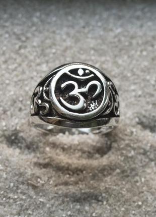 Кольцо мантра ом ом ом . серебро. индия размер 20,5 талисман