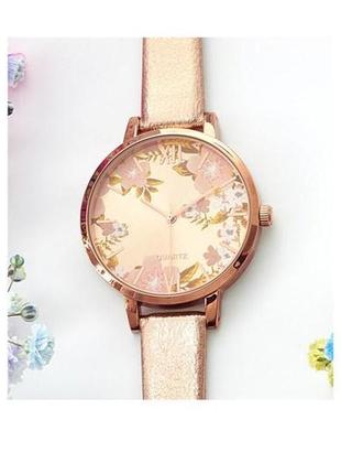 Женские часы с цветочным циферблатом1 фото