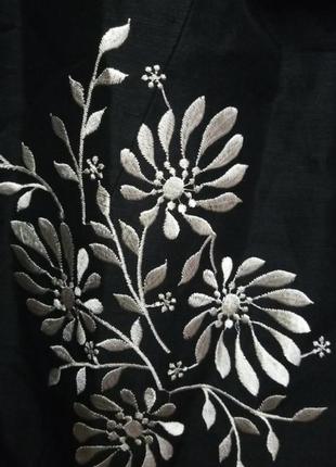 Шикарный черный льняной пиджак жакет с шелковой вышивкой цветы5 фото