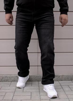 Чоловічі чорні джинси на мікрофлісі , прямі