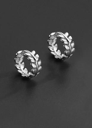 Серьги-кольца серебряные лавровый венок в стиле минимализм, аккуратные сережки диаметр 10мм, серебро 925 пробы3 фото