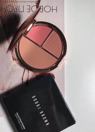 Палитра для контурирования лица bobbi brown face & cheek palette2 фото
