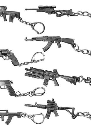 Брелок чоловічий металевий для ключів зброю пістолет counter strike cs:go / p67 фото