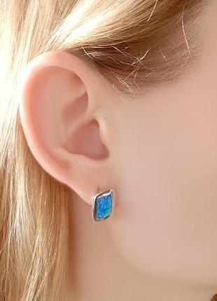 Серебряные серьги с благородным опалом